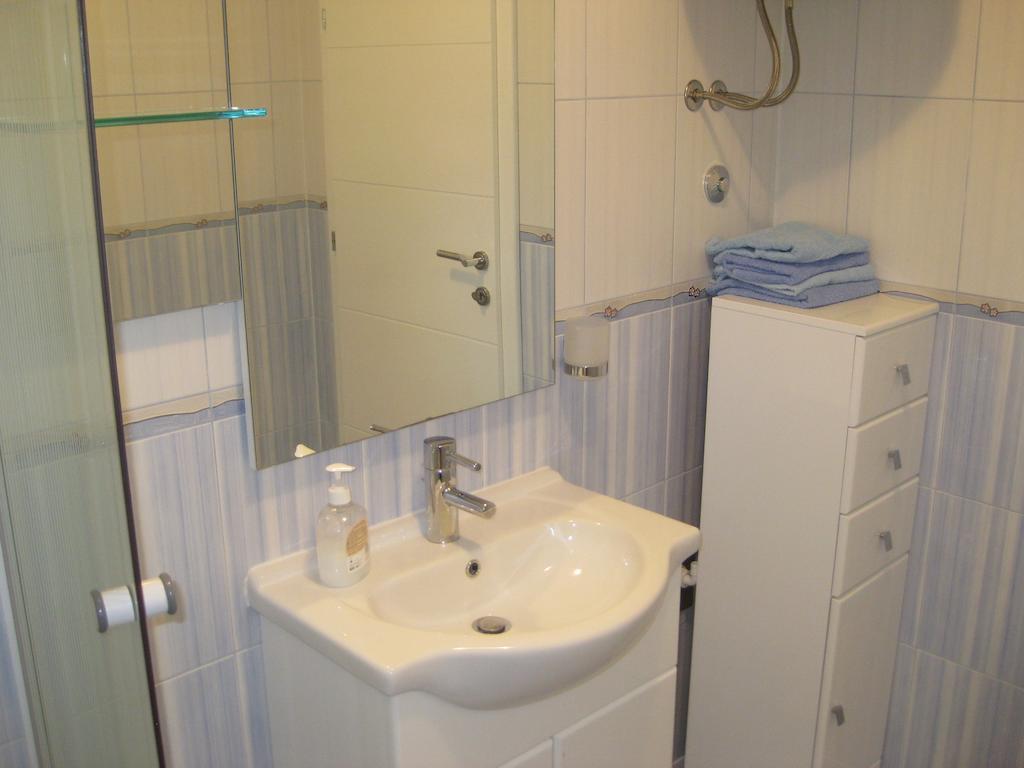 Apartment Agata Trogir Habitación foto